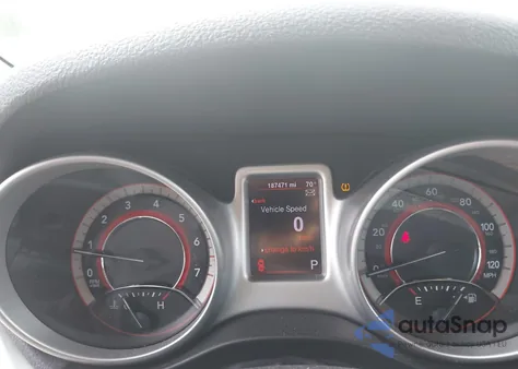 2013 Dodge Journey Sxt z USA, uszkodzony, nr VIN 3C4PDCBB8DT548338